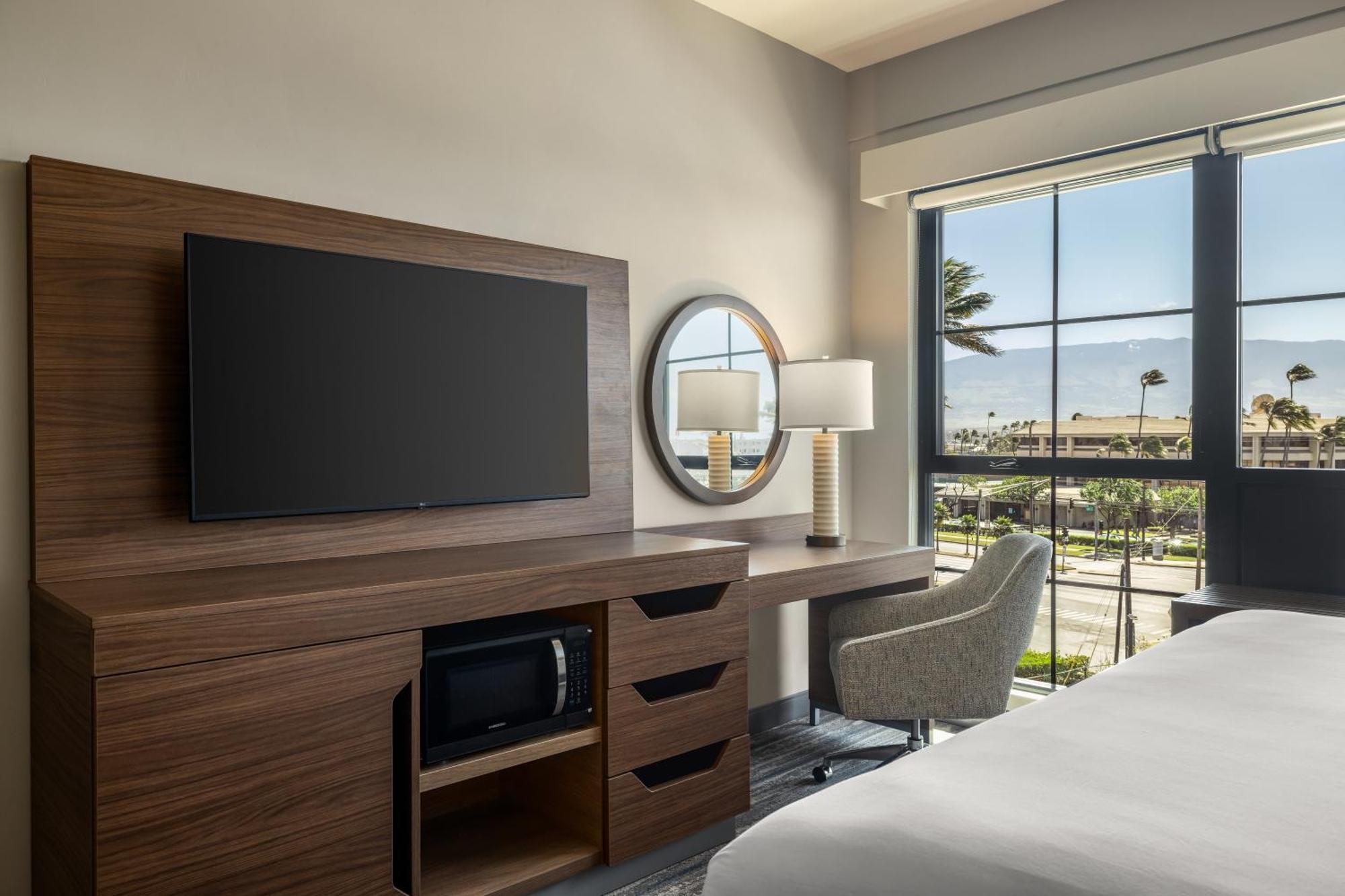Hampton Inn & Suites Maui North Shore คาฮูลุย ภายนอก รูปภาพ